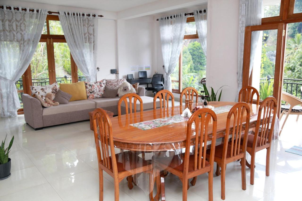 Chathu Holiday Home Kandy Extérieur photo