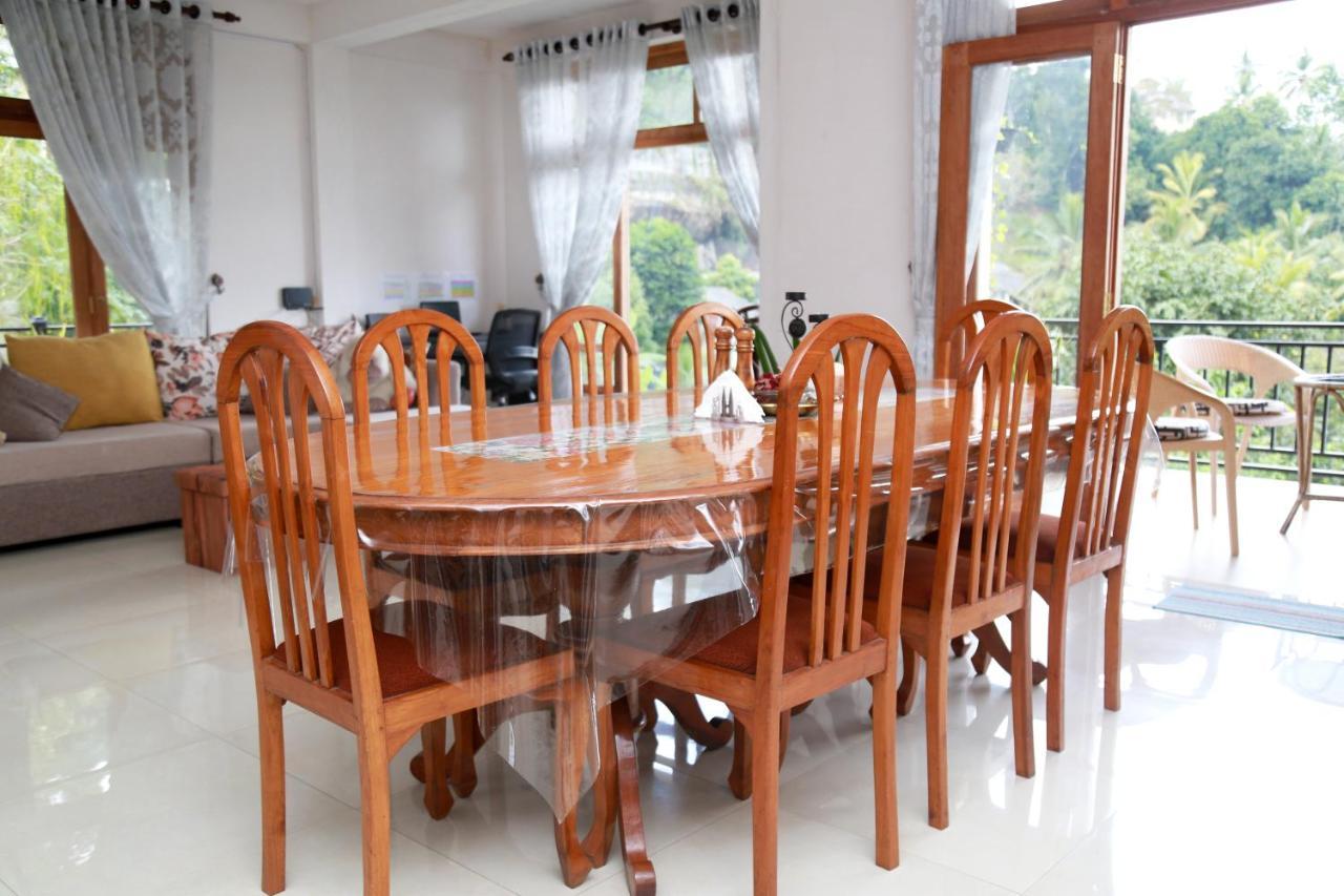 Chathu Holiday Home Kandy Extérieur photo