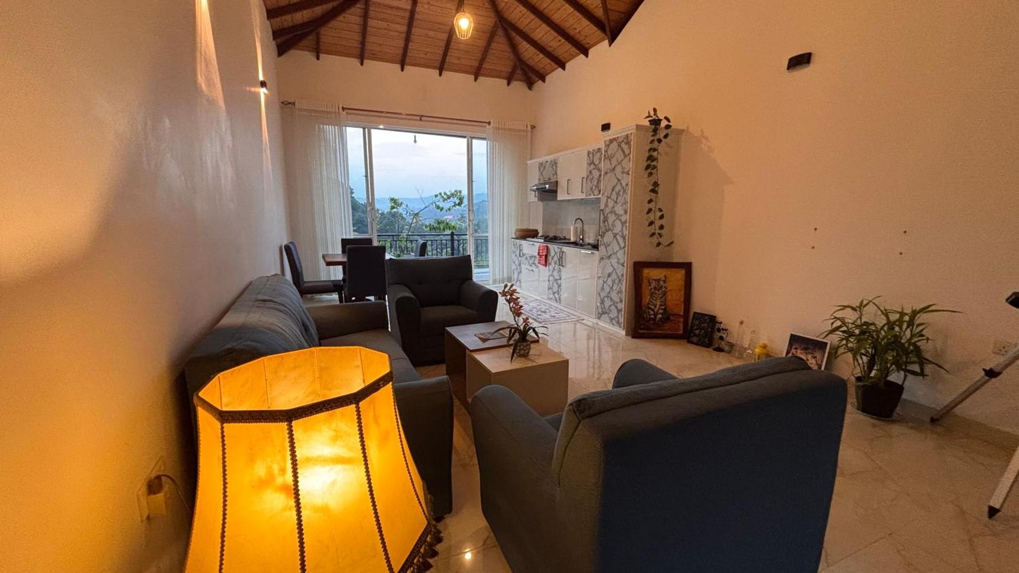 Chathu Holiday Home Kandy Extérieur photo